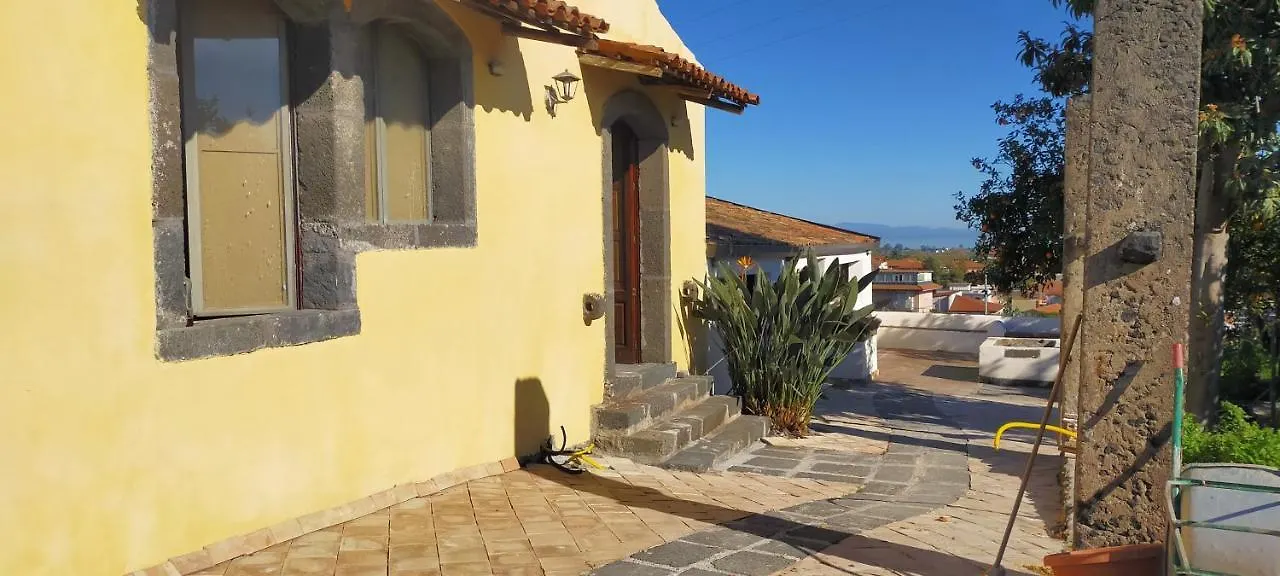 Agriturismo Gli Aranci Dell'Etna Mascali 0*,